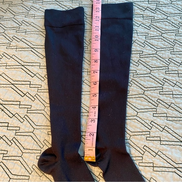 Compression Socks - Picture 2 of 3